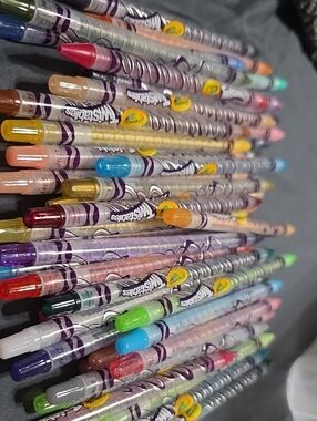 Crayola Twistables Colored Pencils - Assorted Brights